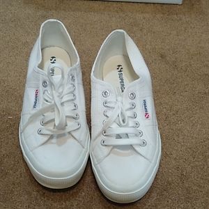 Superga Sneakers